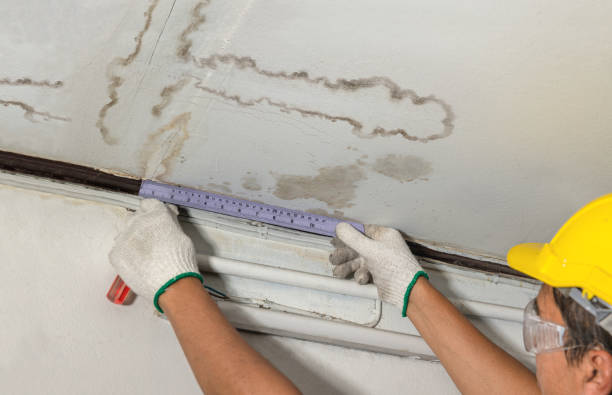24/7 Emergency Commercial Water Damage Restoration experts in Clinton, IL
